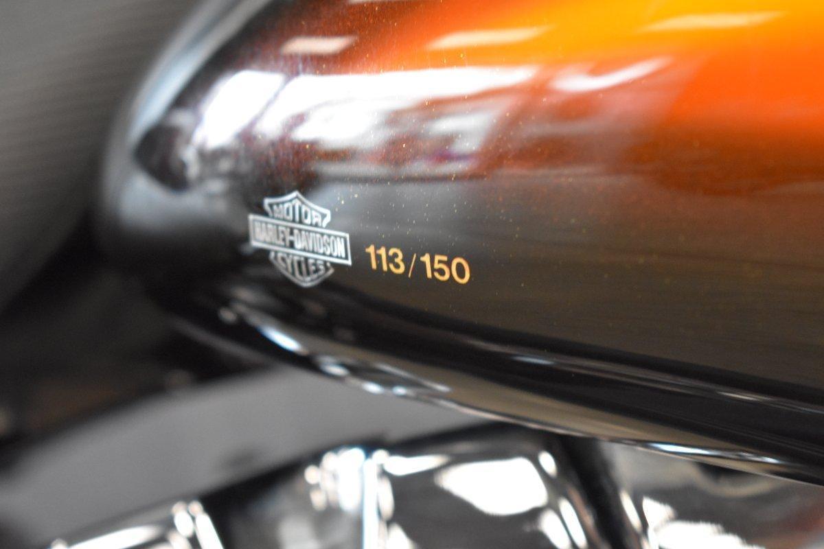 2015 HARLEY-DAVIDSON FXSB SOFTAIL BREAKOUT CRUISER