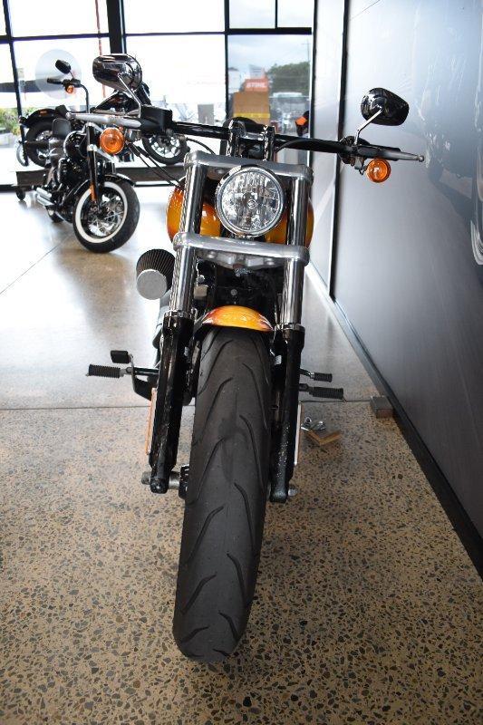 2015 HARLEY-DAVIDSON FXSB SOFTAIL BREAKOUT CRUISER