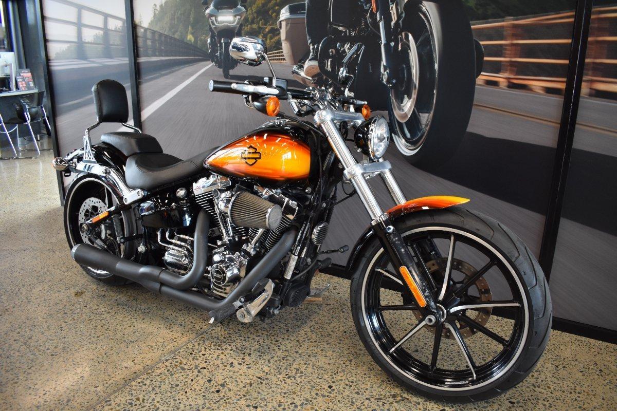 2015 HARLEY-DAVIDSON FXSB SOFTAIL BREAKOUT CRUISER