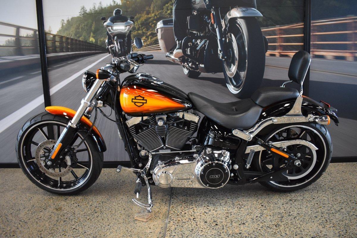 2015 HARLEY-DAVIDSON FXSB SOFTAIL BREAKOUT CRUISER