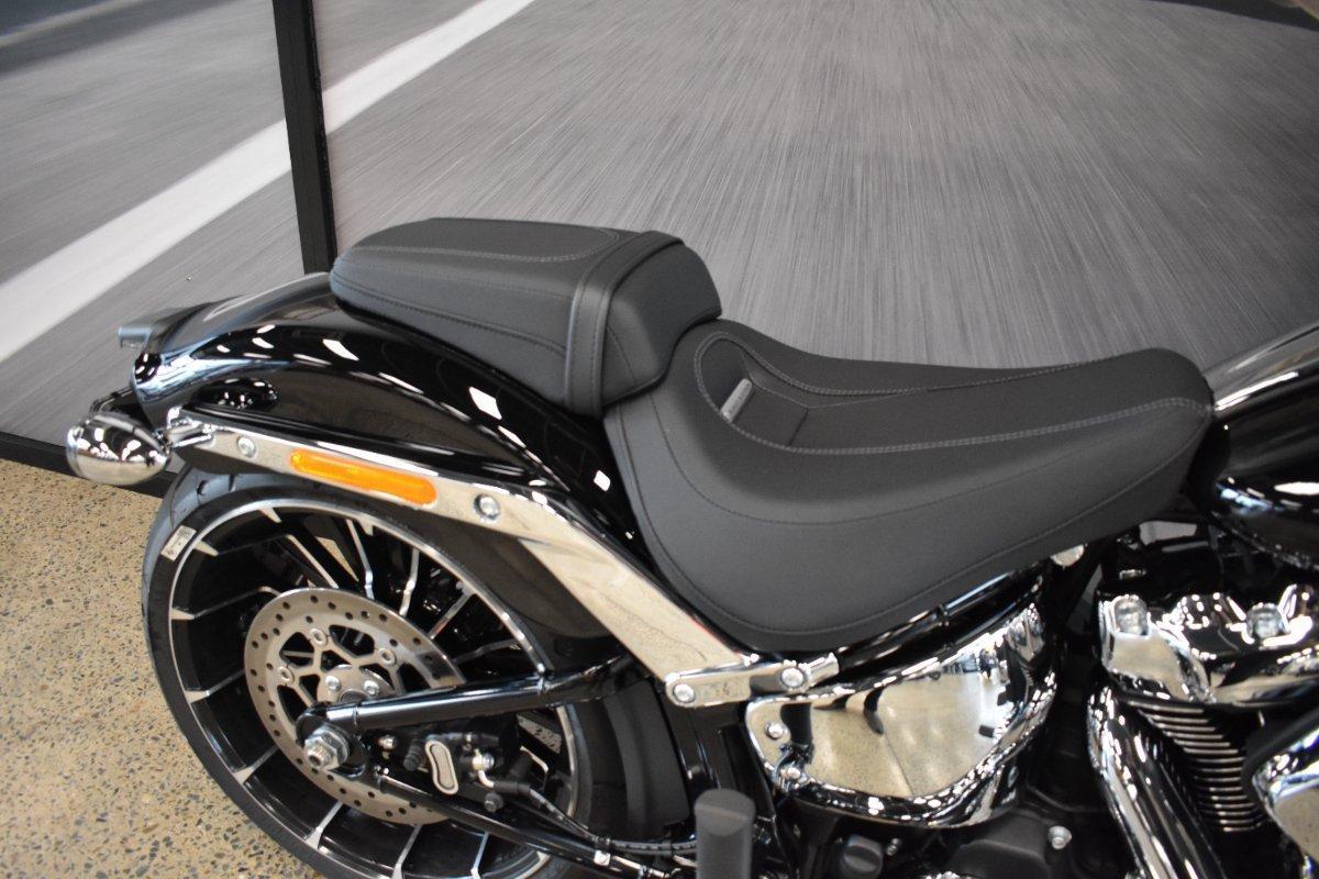2025 HARLEY-DAVIDSON FXBR BREAKOUT (117) CRUISER