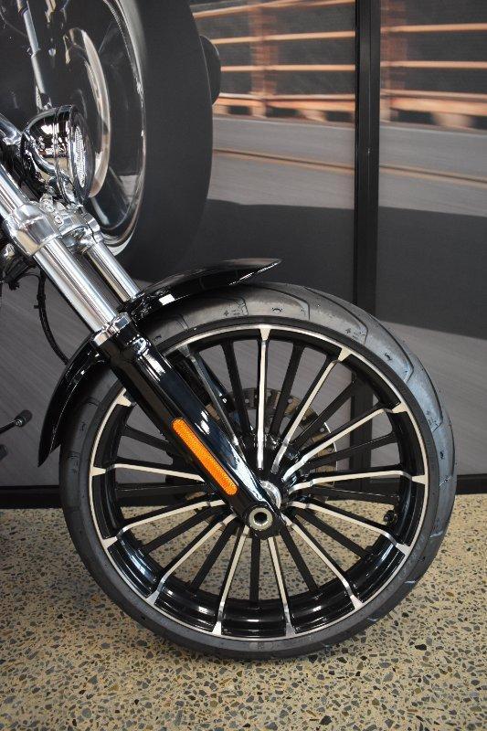2025 HARLEY-DAVIDSON FXBR BREAKOUT (117) CRUISER