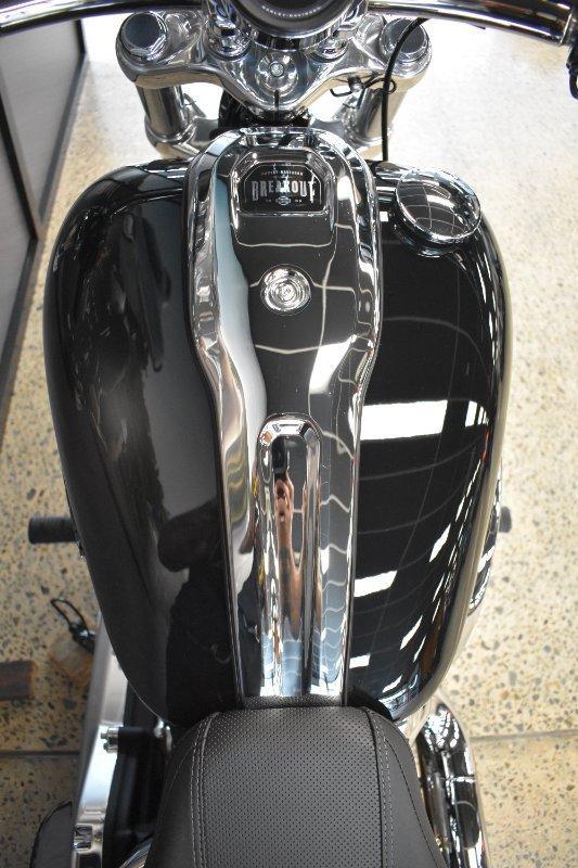 2025 HARLEY-DAVIDSON FXBR BREAKOUT (117) CRUISER