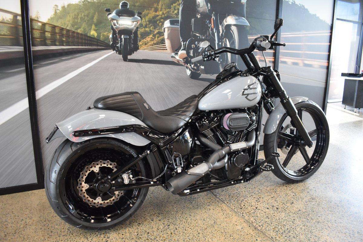 2026 HARLEY-DAVIDSON FXBR BREAKOUT (117) CRUISER