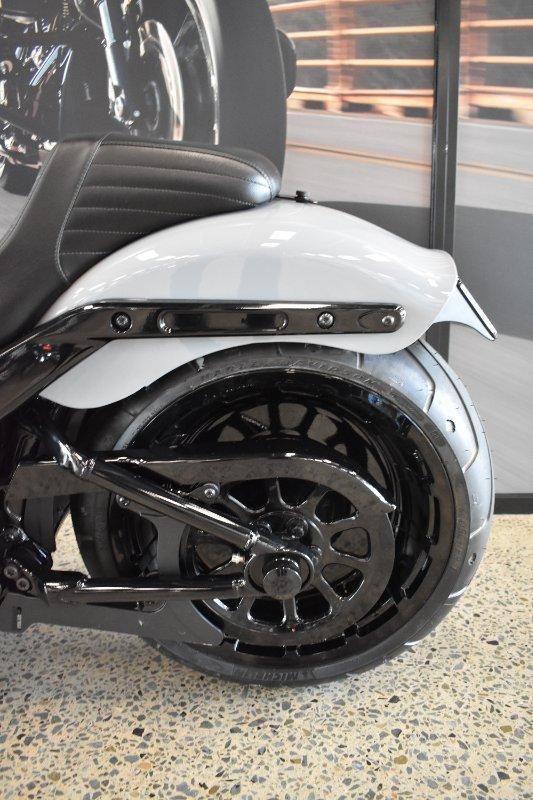 2026 HARLEY-DAVIDSON FXBR BREAKOUT (117) CRUISER