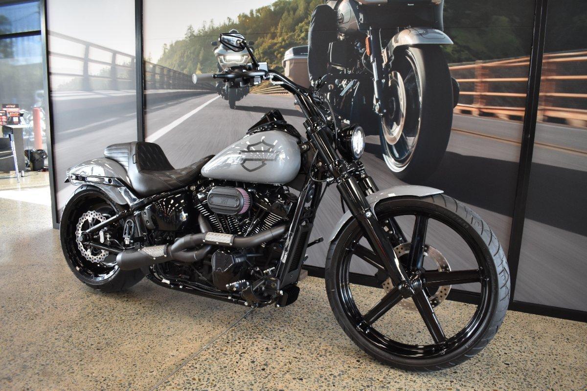 2026 HARLEY-DAVIDSON FXBR BREAKOUT (117) CRUISER