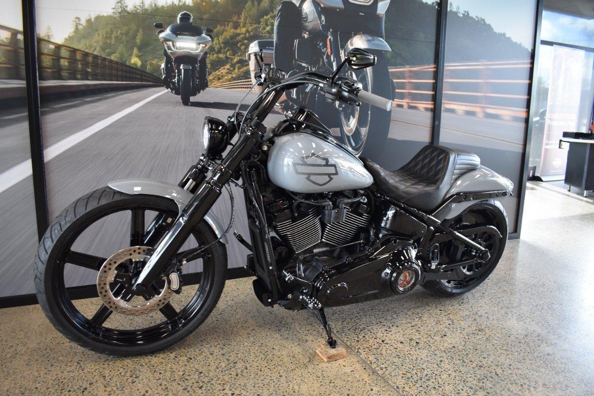 2026 HARLEY-DAVIDSON FXBR BREAKOUT (117) CRUISER