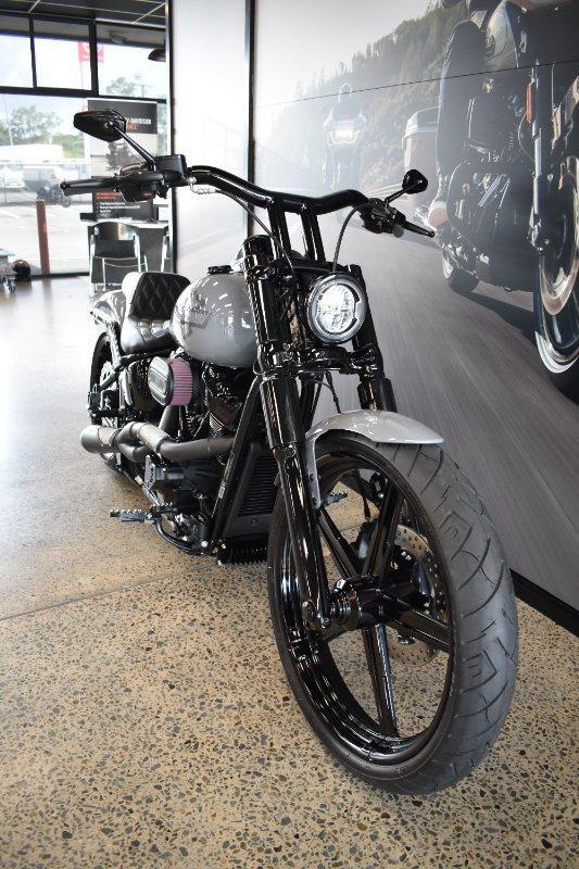 2026 HARLEY-DAVIDSON FXBR BREAKOUT (117) CRUISER