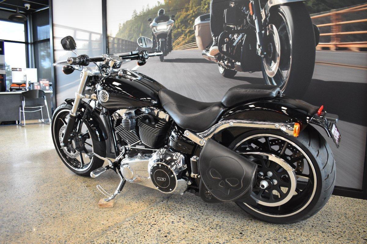 2016 HARLEY-DAVIDSON FXSB SOFTAIL BREAKOUT CRUISER