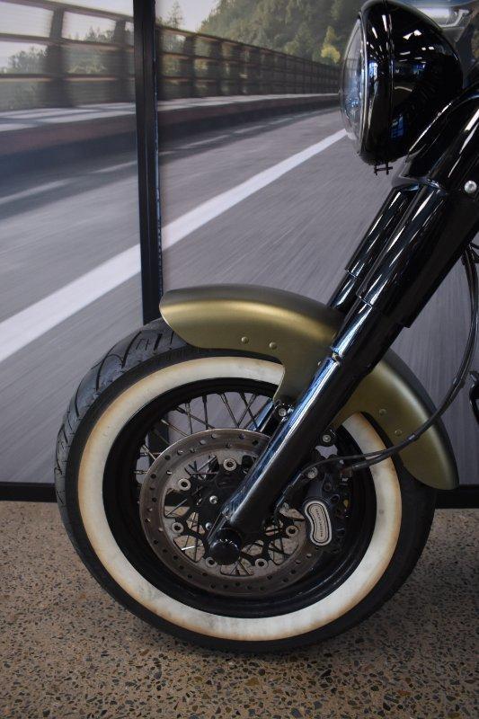 2017 HARLEY-DAVIDSON FLSS SOFTAIL SLIM S CRUISER