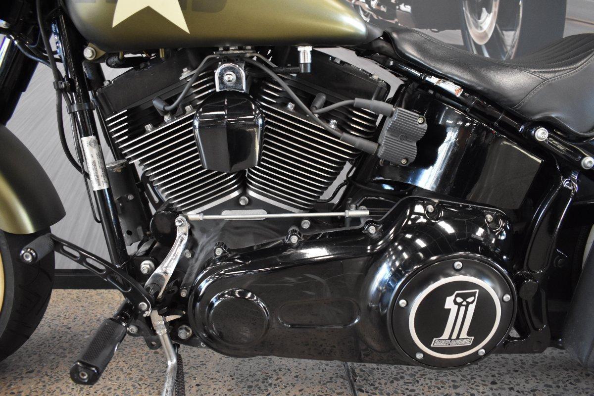 2017 HARLEY-DAVIDSON FLSS SOFTAIL SLIM S CRUISER