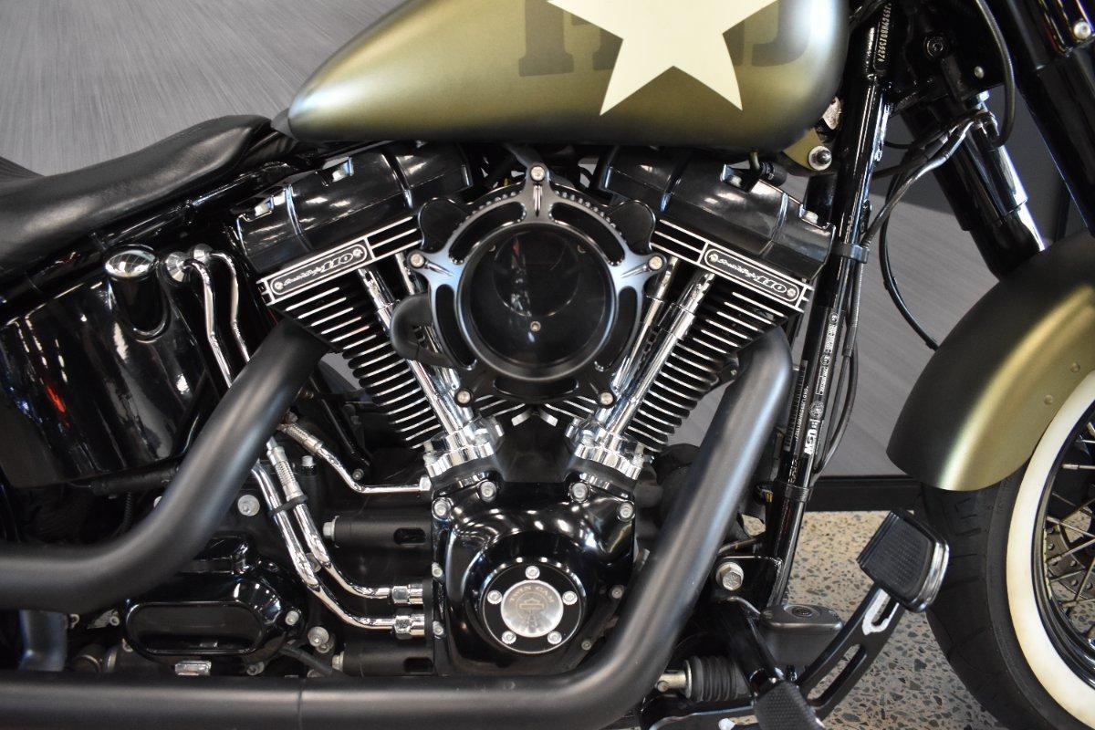 2017 HARLEY-DAVIDSON FLSS SOFTAIL SLIM S CRUISER