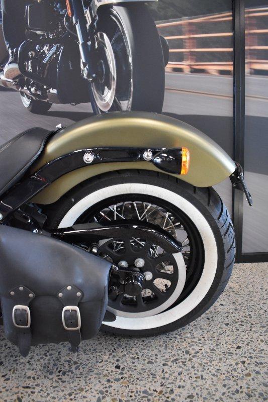 2017 HARLEY-DAVIDSON FLSS SOFTAIL SLIM S CRUISER
