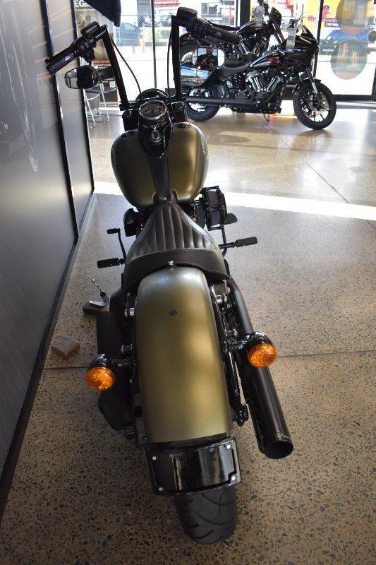 2017 HARLEY-DAVIDSON FLSS SOFTAIL SLIM S CRUISER
