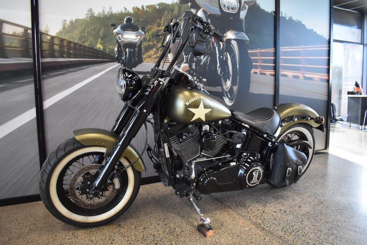 2017 HARLEY-DAVIDSON FLSS SOFTAIL SLIM S CRUISER