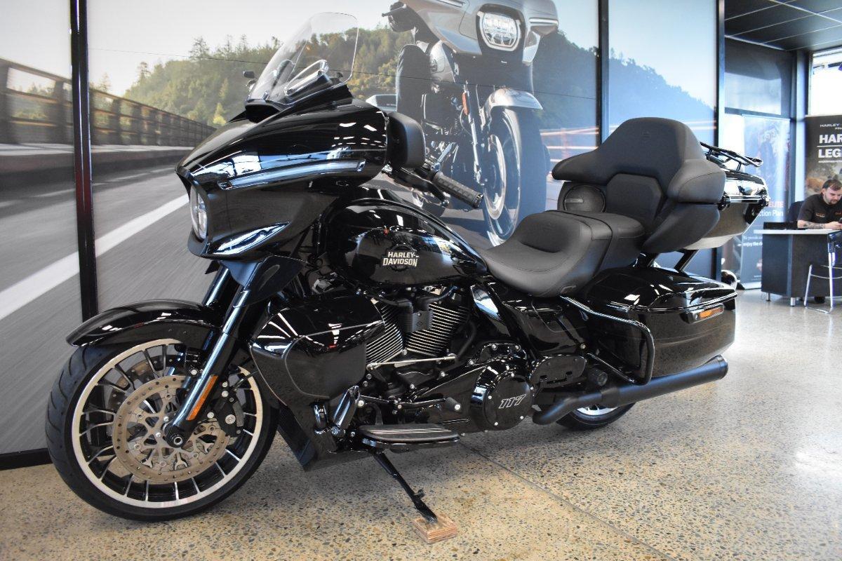2026 HARLEY-DAVIDSON FLHXL STREET GLIDE LIMITED 117 CRUISER