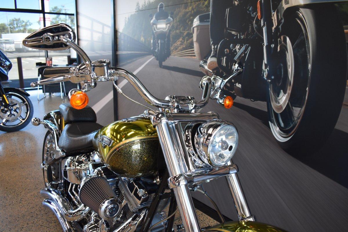 2013 HARLEY-DAVIDSON CVO BREAKOUT CRUISER