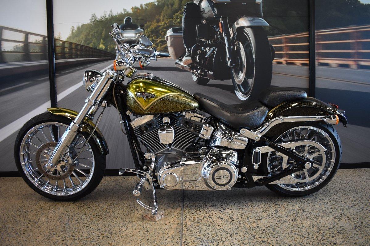 2013 HARLEY-DAVIDSON CVO BREAKOUT CRUISER