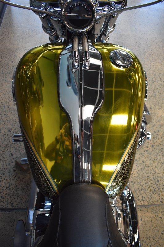 2013 HARLEY-DAVIDSON CVO BREAKOUT CRUISER