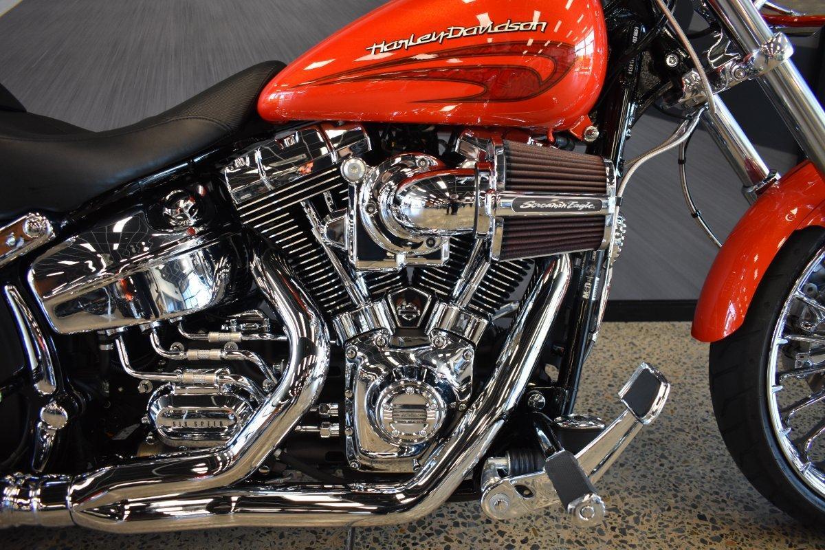2017 HARLEY-DAVIDSON FXSB SOFTAIL BREAKOUT CRUISER