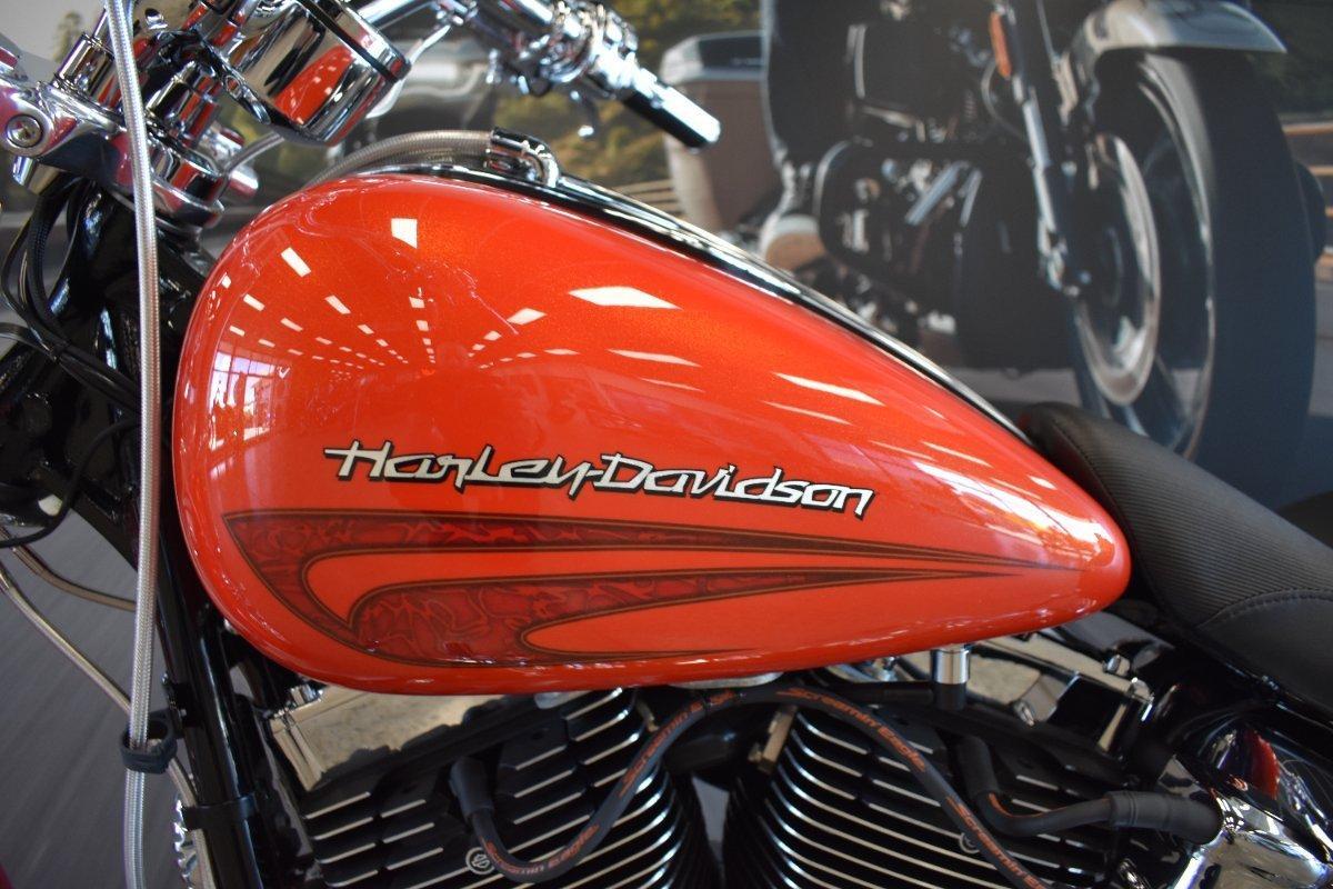 2017 HARLEY-DAVIDSON FXSB SOFTAIL BREAKOUT CRUISER
