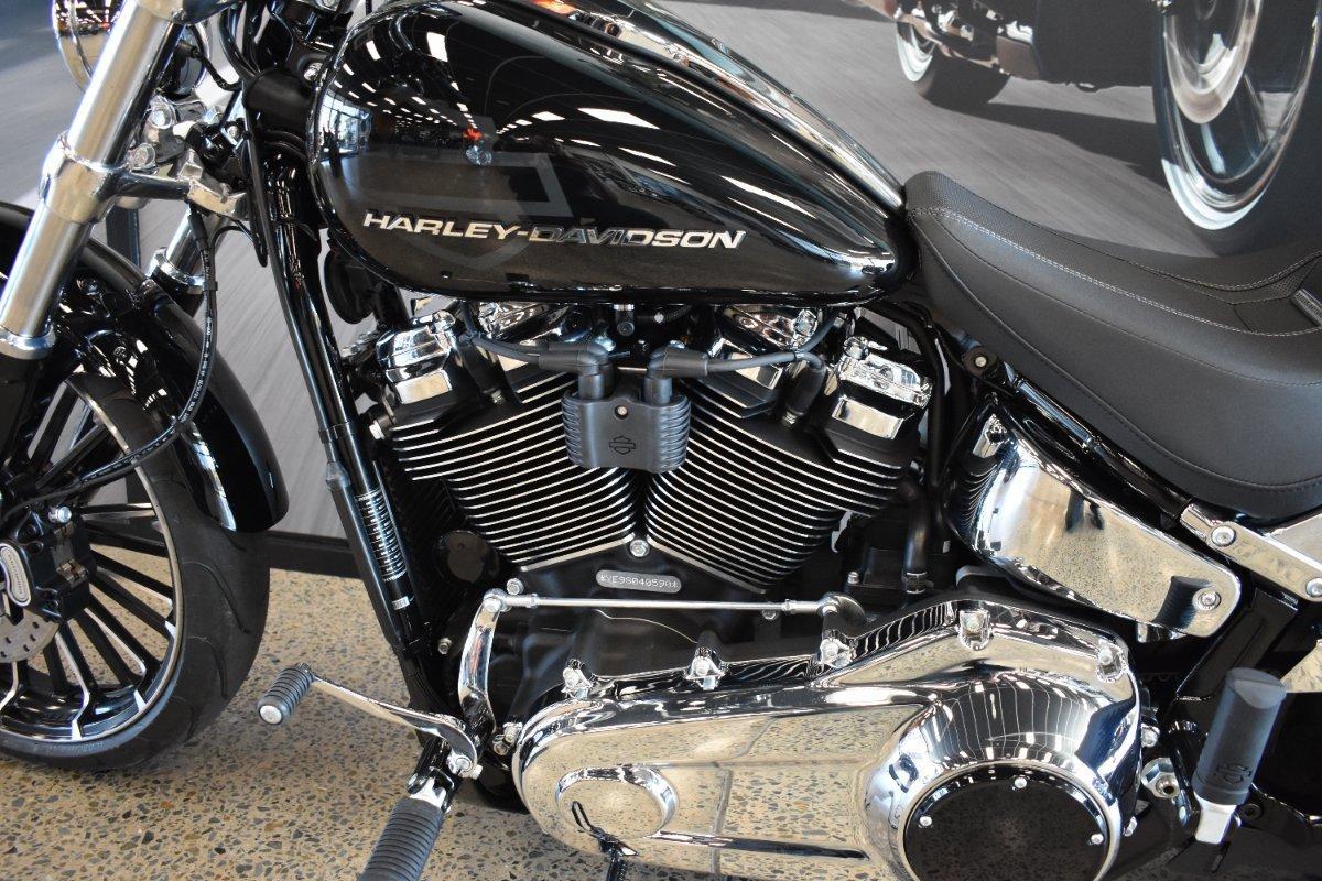 2025 HARLEY-DAVIDSON FXBR BREAKOUT (117) CRUISER