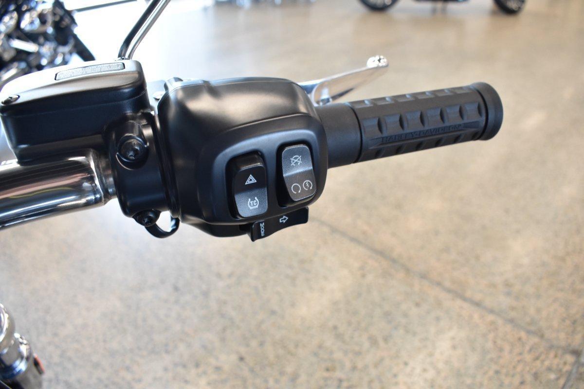 2025 HARLEY-DAVIDSON FXBR BREAKOUT (117) CRUISER