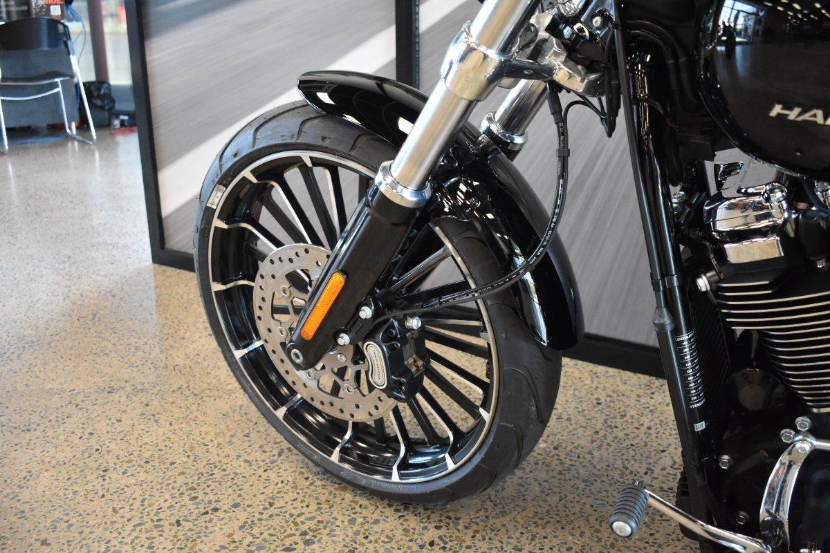 2025 HARLEY-DAVIDSON FXBR BREAKOUT (117) CRUISER