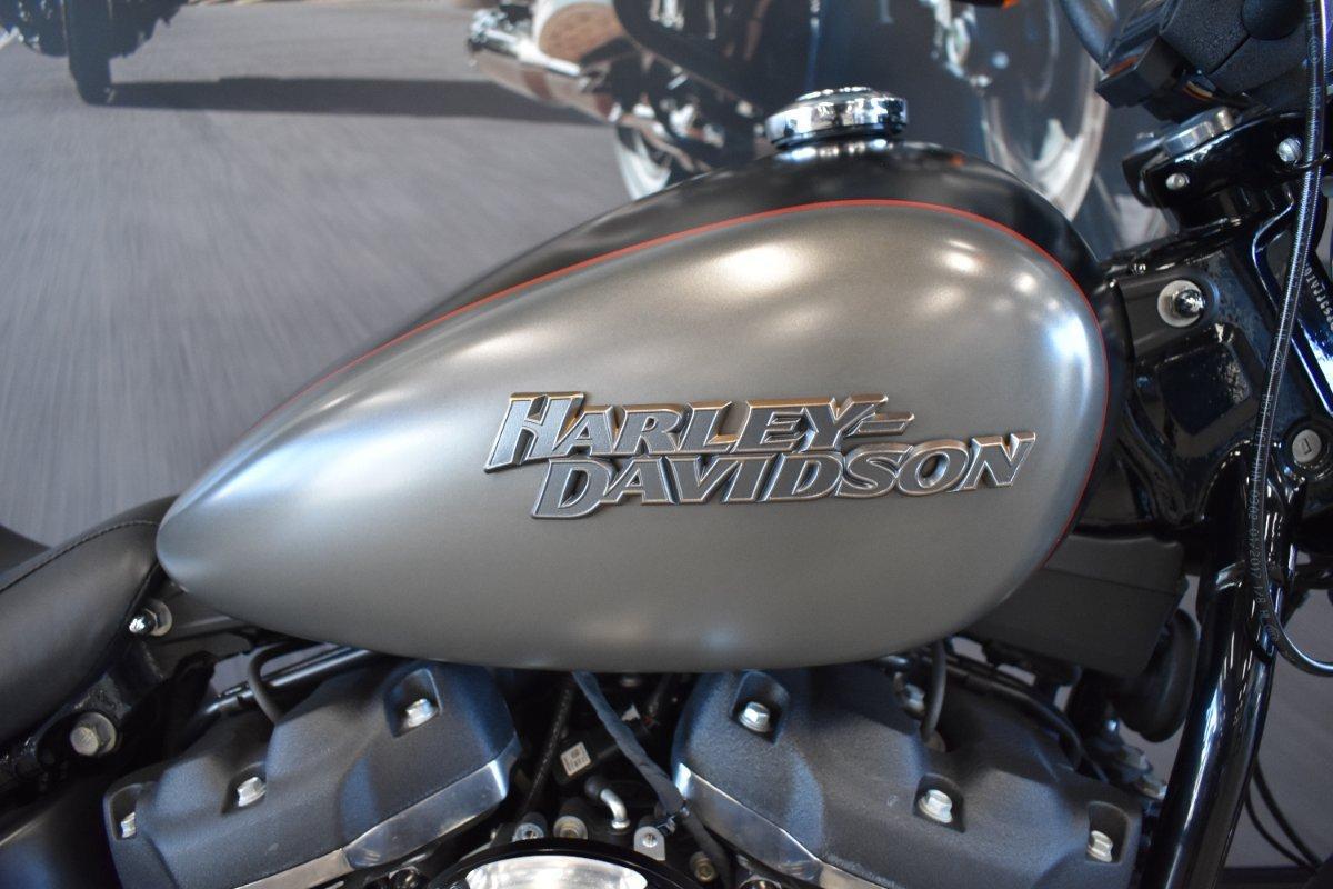 2018 HARLEY-DAVIDSON FXBB STREET BOB (107) CRUISER