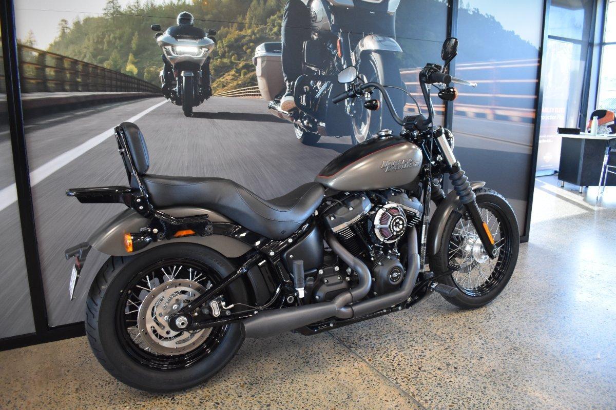 2018 HARLEY-DAVIDSON FXBB STREET BOB (107) CRUISER