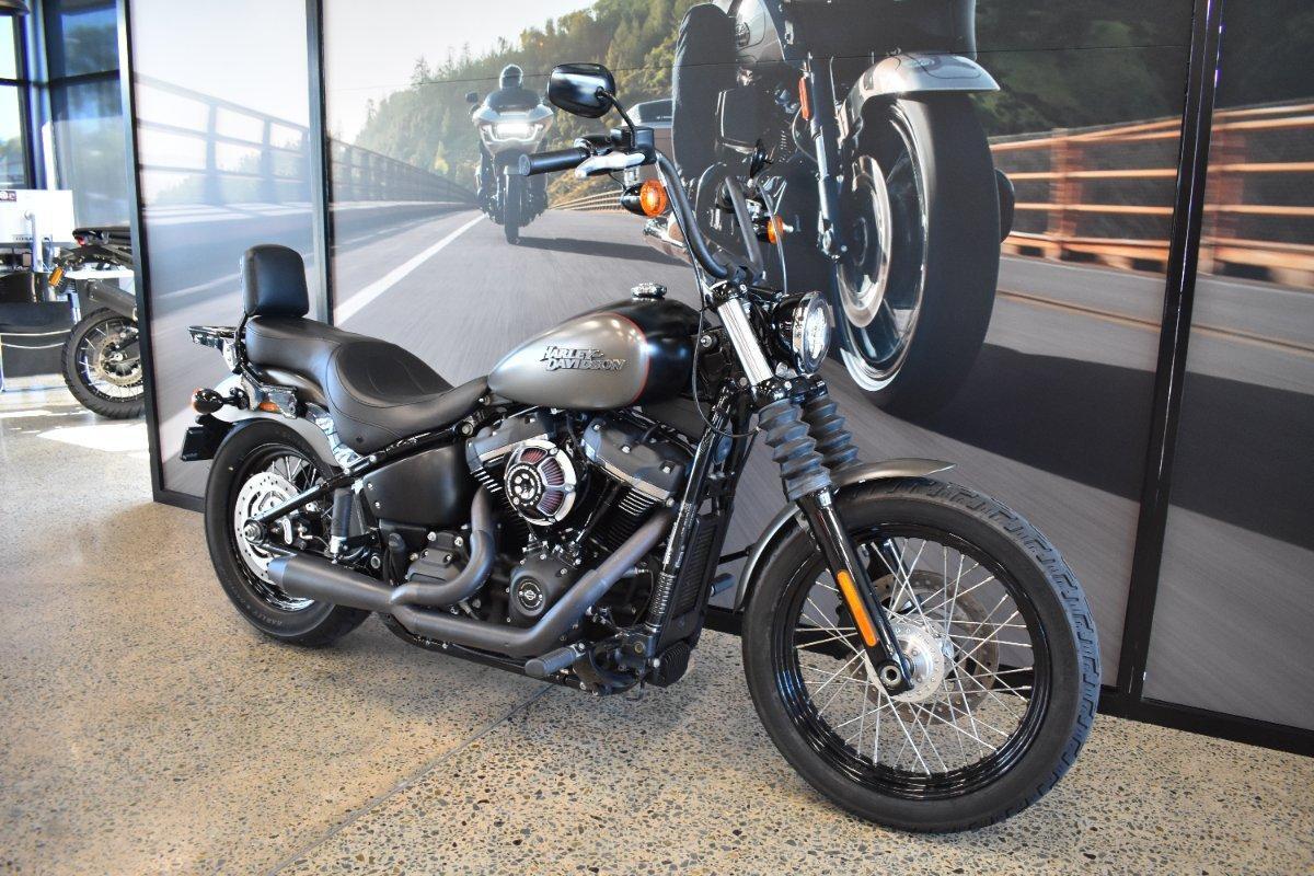 2018 HARLEY-DAVIDSON FXBB STREET BOB (107) CRUISER