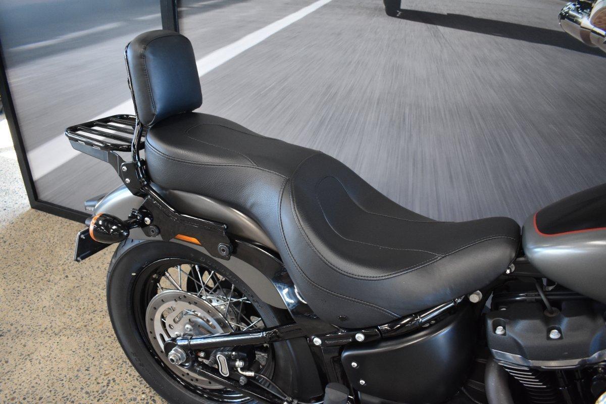 2018 HARLEY-DAVIDSON FXBB STREET BOB (107) CRUISER