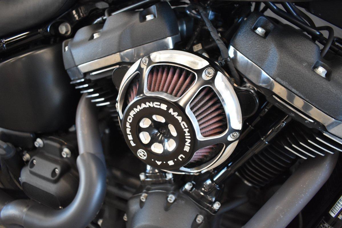 2018 HARLEY-DAVIDSON FXBB STREET BOB (107) CRUISER