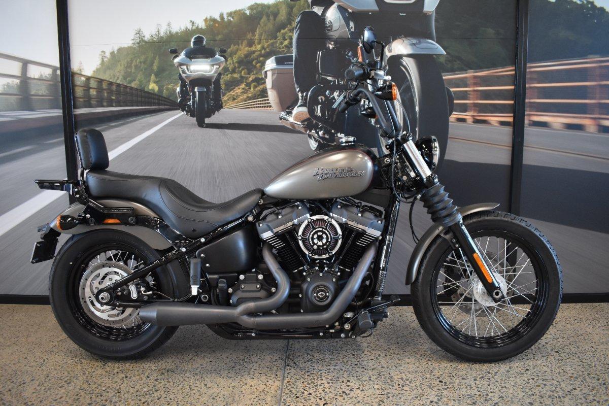 2018 HARLEY-DAVIDSON FXBB STREET BOB (107) CRUISER