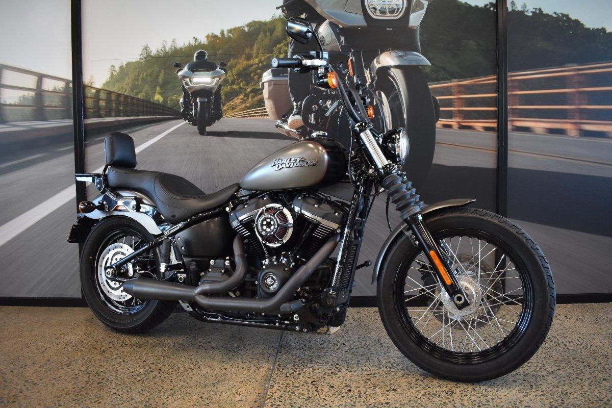 2018 HARLEY-DAVIDSON FXBB STREET BOB (107) CRUISER