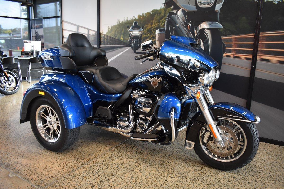 2018 HARLEY-DAVIDSON FLHTCUTG_ANV TRI GLIDE ULT ANN TRIKE