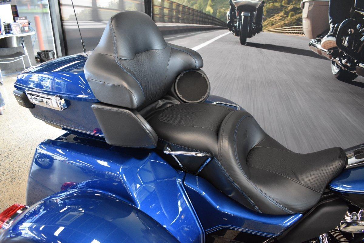 2018 HARLEY-DAVIDSON FLHTCUTG_ANV TRI GLIDE ULT ANN TRIKE