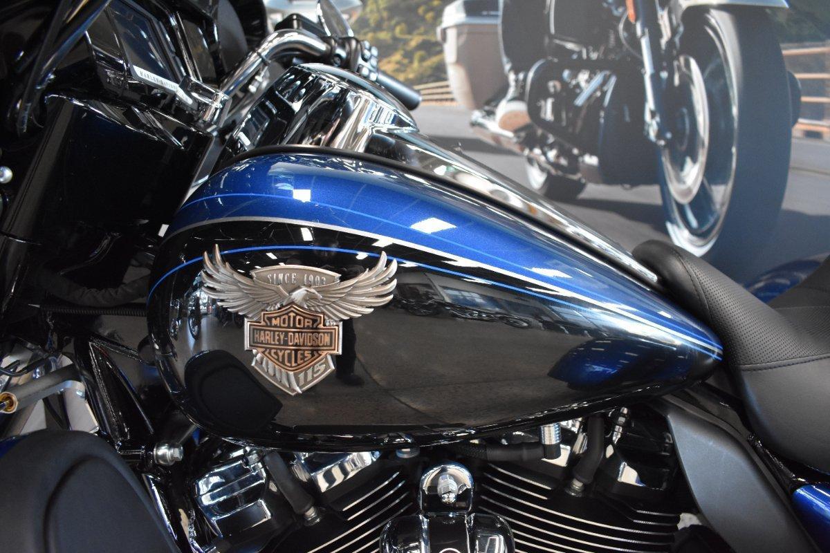 2018 HARLEY-DAVIDSON FLHTCUTG_ANV TRI GLIDE ULT ANN TRIKE