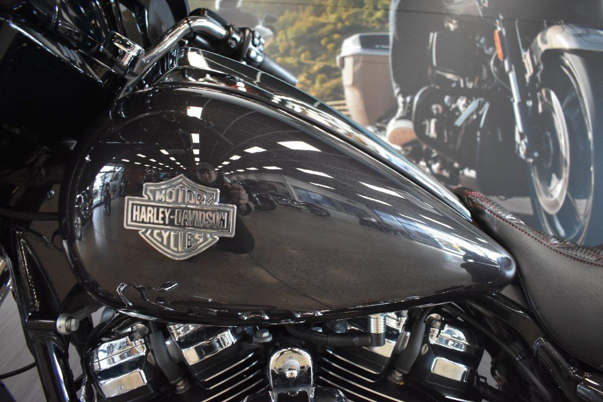 2021 HARLEY-DAVIDSON FLHXS STREET GLIDE SPECIAL CRUISER