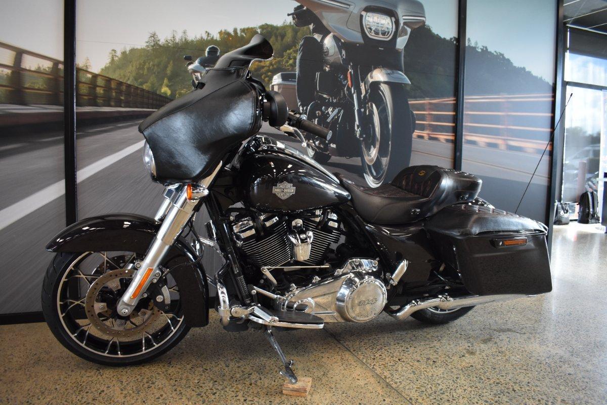 2021 HARLEY-DAVIDSON FLHXS STREET GLIDE SPECIAL CRUISER