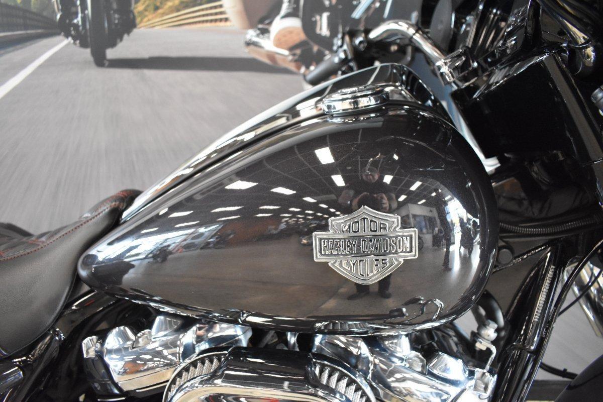 2021 HARLEY-DAVIDSON FLHXS STREET GLIDE SPECIAL CRUISER