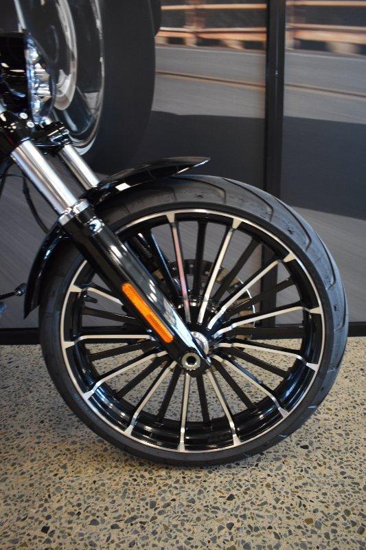 2024 HARLEY-DAVIDSON FXBR BREAKOUT (117) CRUISER