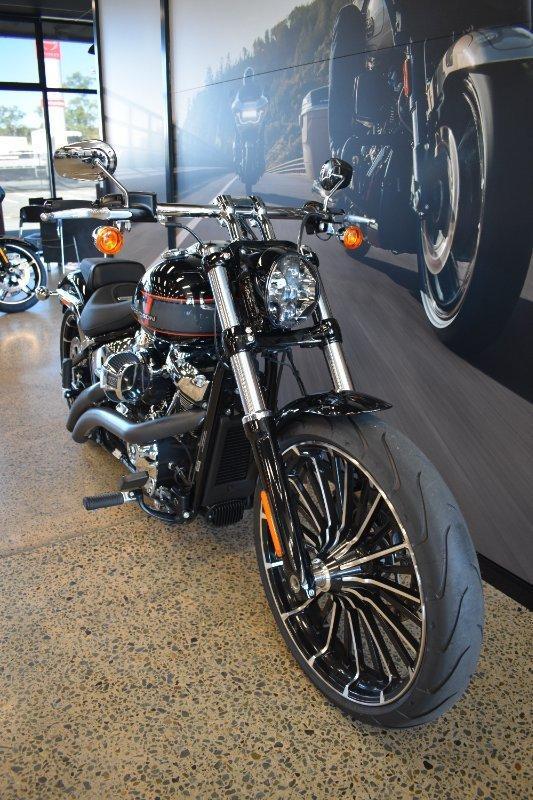 2024 HARLEY-DAVIDSON FXBR BREAKOUT (117) CRUISER