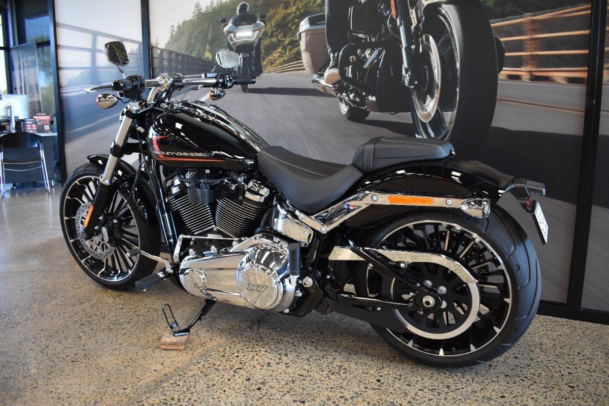 2024 HARLEY-DAVIDSON FXBR BREAKOUT (117) CRUISER