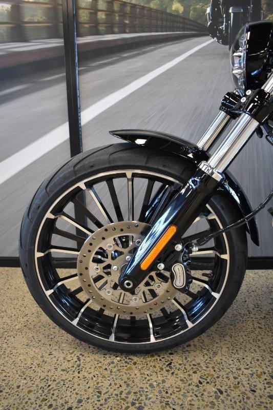 2024 HARLEY-DAVIDSON FXBR BREAKOUT (117) CRUISER