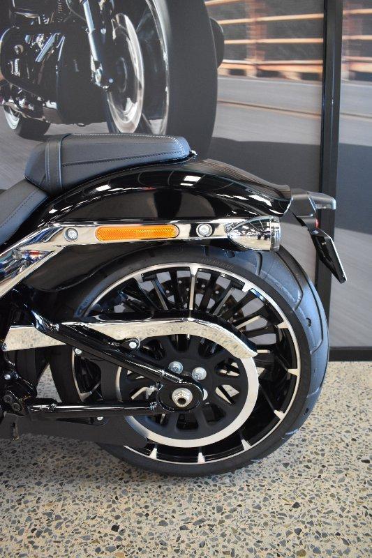 2024 HARLEY-DAVIDSON FXBR BREAKOUT (117) CRUISER