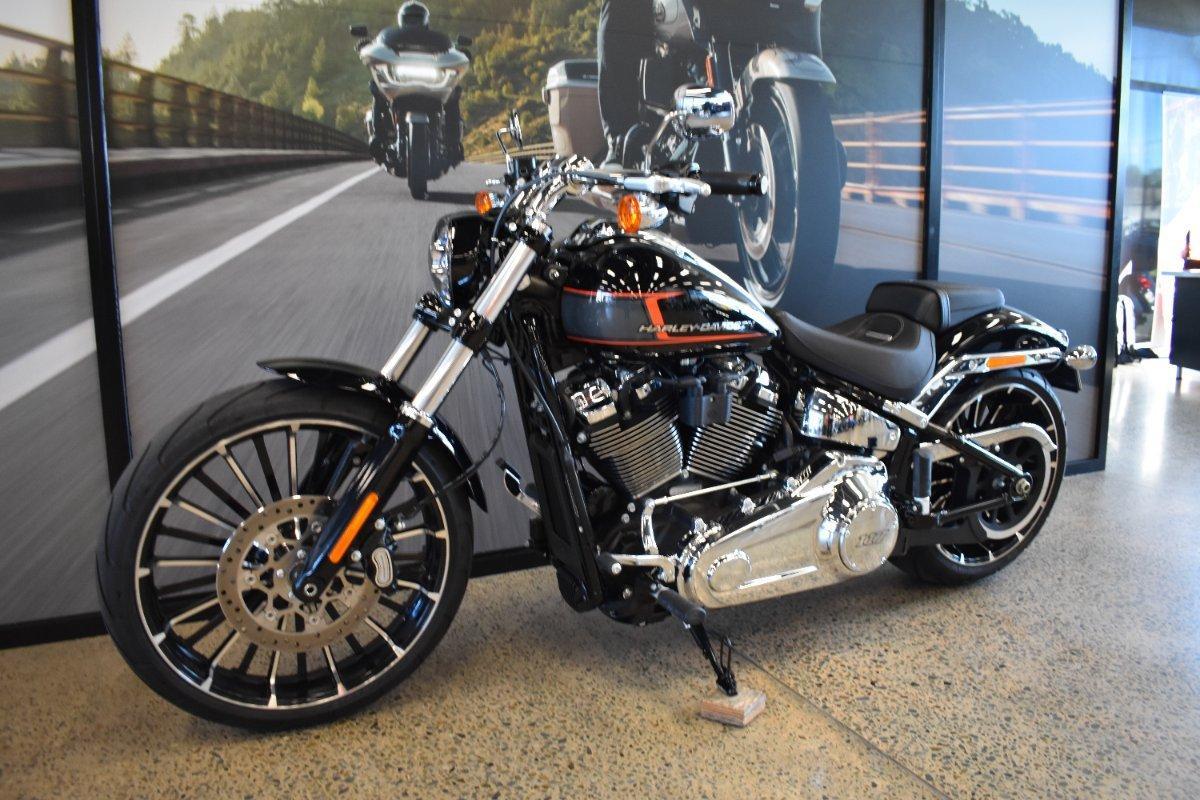 2024 HARLEY-DAVIDSON FXBR BREAKOUT (117) CRUISER
