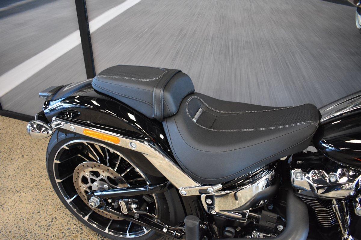 2024 HARLEY-DAVIDSON FXBR BREAKOUT (117) CRUISER