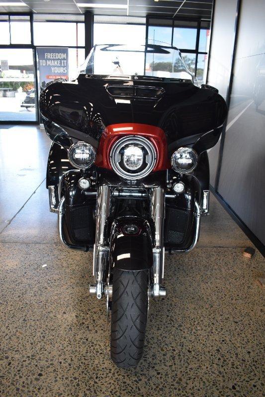 2020 HARLEY-DAVIDSON FLHTCUTGSE CVO TRI GLIDE (117) CRUISER