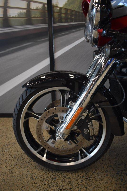 2020 HARLEY-DAVIDSON FLHTCUTGSE CVO TRI GLIDE (117) CRUISER